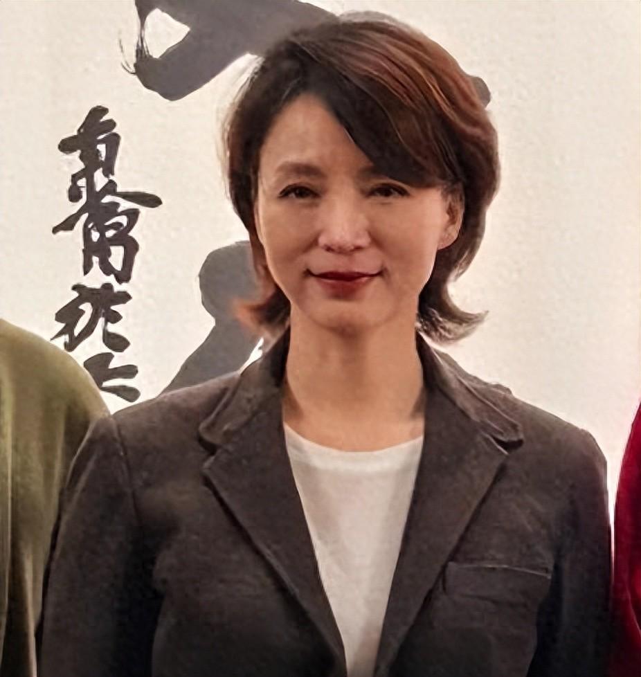 德天空:凯尔特人有意多特前锋科尔 德天空:凯尔特人有意多特前锋科尔